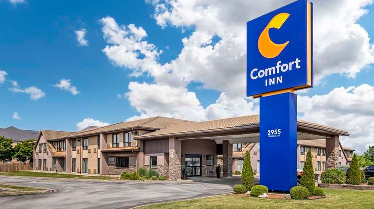 Comfort Inn Exterior