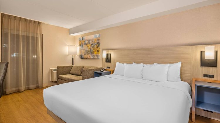 Comfort Inn Alma Lac-Saint-Jean Room