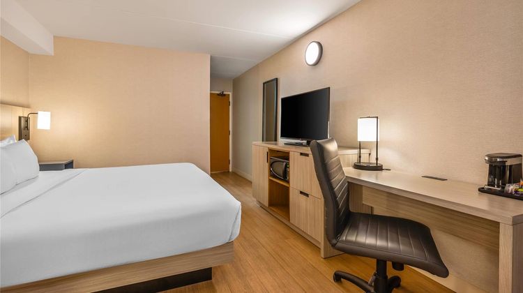 Comfort Inn Alma Lac-Saint-Jean Room