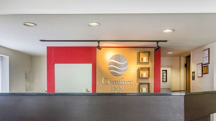 Comfort Inn Lobby