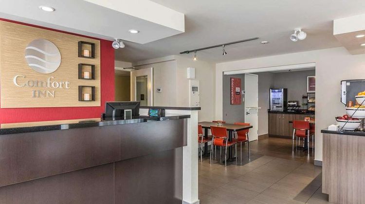 Comfort Inn Drummondville Lobby