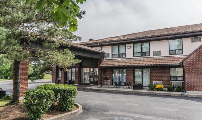 Comfort Inn Exterior