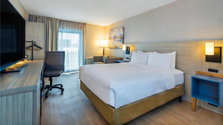 <b>Comfort Inn Gatineau Room</b>. Images powered by <a href="https://iceportal.shijigroup.com/" title="IcePortal" target="_blank">IcePortal</a>.