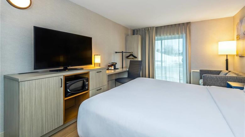 <b>Comfort Inn Gatineau Room</b>. Images powered by <a href="https://iceportal.shijigroup.com/" title="IcePortal" target="_blank">IcePortal</a>.