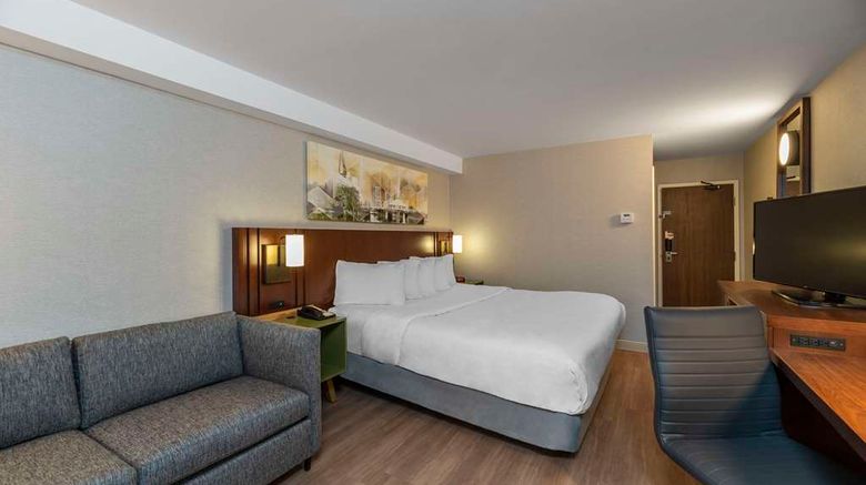 <b>Comfort Inn Room</b>. Images powered by <a href="https://iceportal.shijigroup.com/" title="IcePortal" target="_blank">IcePortal</a>.