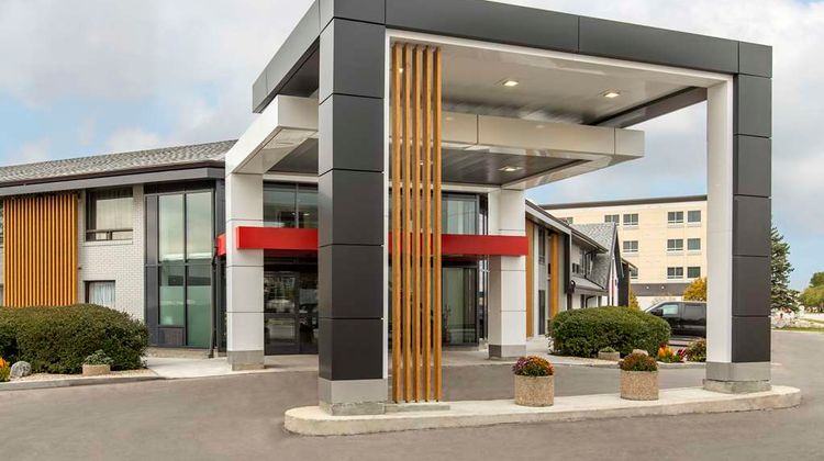 Comfort Inn Montreal South Brossard Exterior