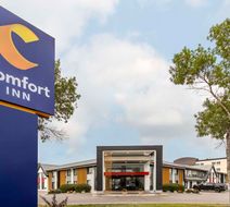 Comfort Inn Montreal South Brossard Exterior
