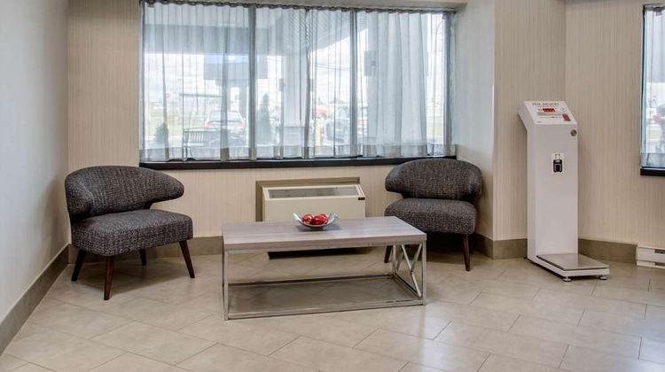 Comfort Inn Lobby
