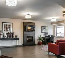 Comfort Inn Montreal Laval Lobby