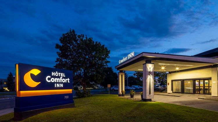 Comfort Inn Montreal Aeroport Exterior
