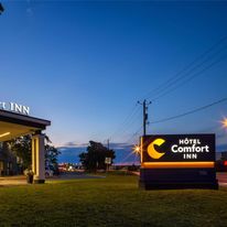 Comfort Inn Montreal Aeroport