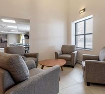 Quality Suites Quebec Lobby