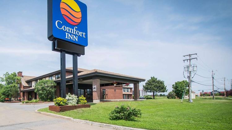 Comfort Inn Ancienne-Lorette - Quebec Airport Exterior
