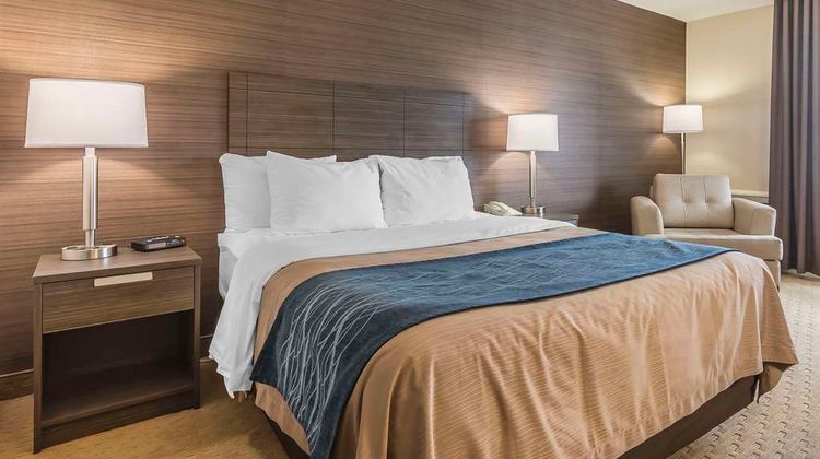 Comfort Inn Levis Room