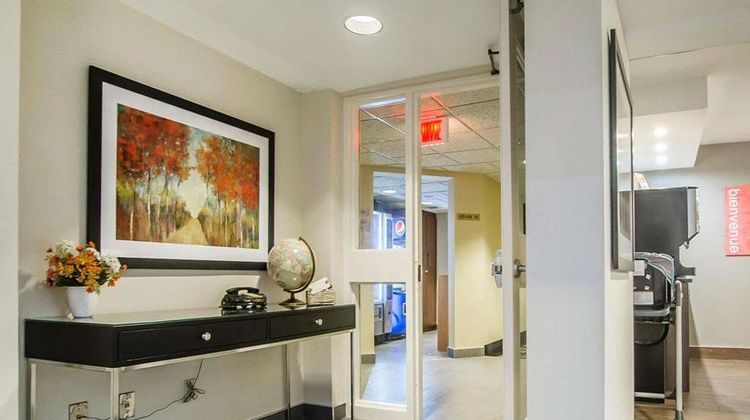 Comfort Inn Lobby