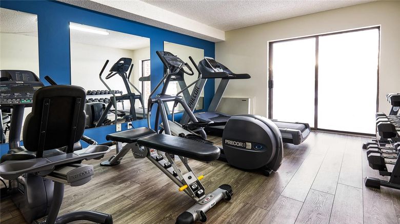 <b>Comfort Inn Health</b>. Images powered by <a href="https://iceportal.shijigroup.com/" title="IcePortal" target="_blank">IcePortal</a>.