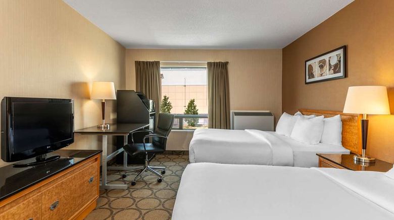 <b>Comfort Inn Sept-Iles Room</b>. Images powered by <a href="https://iceportal.shijigroup.com/" title="IcePortal" target="_blank">IcePortal</a>.