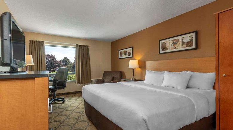 <b>Comfort Inn Sept-Iles Room</b>. Images powered by <a href="https://iceportal.shijigroup.com/" title="IcePortal" target="_blank">IcePortal</a>.