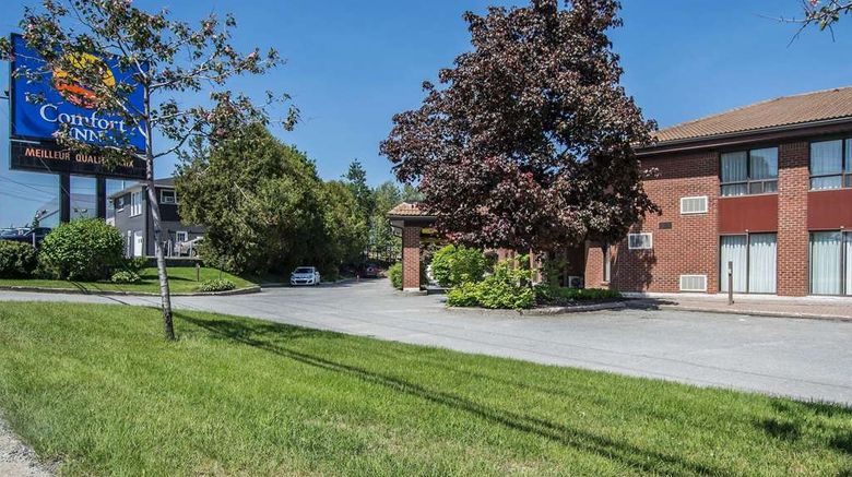 <b>Comfort Inn Sherbrooke - Estrie Exterior</b>. Images powered by <a href="https://iceportal.shijigroup.com/" title="IcePortal" target="_blank">IcePortal</a>.
