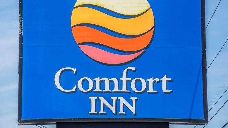 <b>Comfort Inn Sherbrooke - Estrie Exterior</b>. Images powered by <a href="https://iceportal.shijigroup.com/" title="IcePortal" target="_blank">IcePortal</a>.