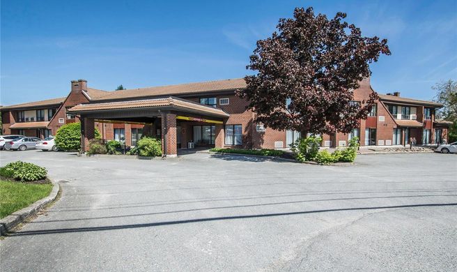 Comfort Inn Sherbrooke - Estrie Exterior