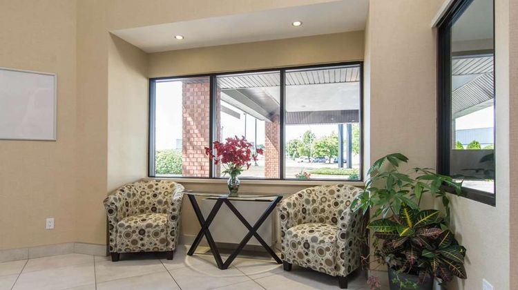 Comfort Inn Lobby