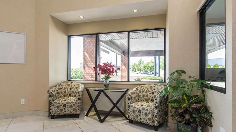 <b>Comfort Inn Lobby</b>. Images powered by <a href="https://iceportal.shijigroup.com/" title="IcePortal" target="_blank">IcePortal</a>.