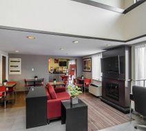 Comfort Inn Prince Albert Lobby