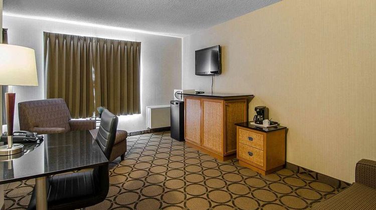 Comfort Inn Regina East Room
