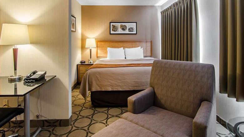 <b>Comfort Inn Regina East Room</b>. Images powered by <a href="https://iceportal.shijigroup.com/" title="IcePortal" target="_blank">IcePortal</a>.