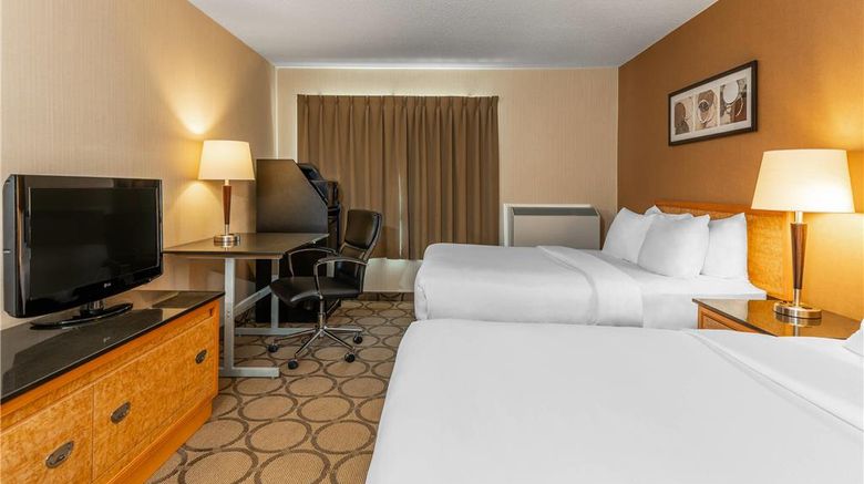 <b>Comfort Inn Regina East Room</b>. Images powered by <a href="https://iceportal.shijigroup.com/" title="IcePortal" target="_blank">IcePortal</a>.