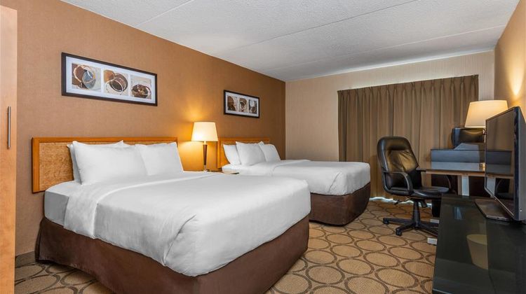 Comfort Inn Regina East Room