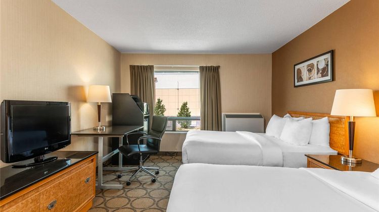 Comfort Inn Regina East Room