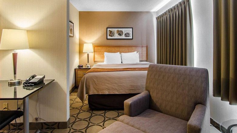 <b>Comfort Inn Regina East Room</b>. Images powered by <a href="https://iceportal.shijigroup.com/" title="IcePortal" target="_blank">IcePortal</a>.