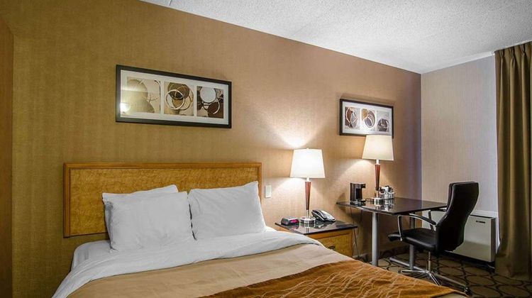 Comfort Inn Swift Current Room