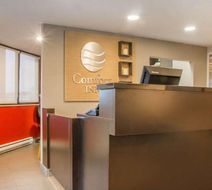 Comfort Inn Winnipeg South Lobby