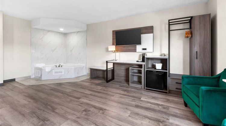 Comfort Inn Suite