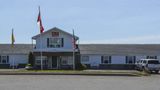 Econo Lodge & Suites Exterior