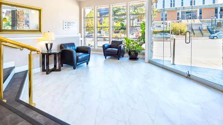 <b>Quality Inn Downtown Lobby</b>. Images powered by <a href="https://iceportal.shijigroup.com/" title="IcePortal" target="_blank">IcePortal</a>.
