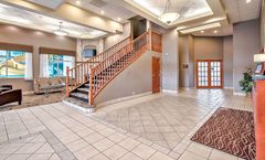 Comfort Inn & Suites South
