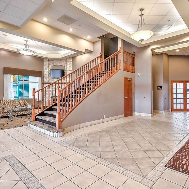 Comfort Inn & Suites South