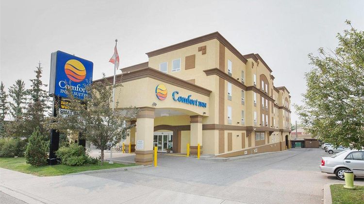 Comfort Inn & Suites University Exterior
