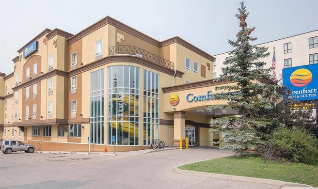 Comfort Inn & Suites University Exterior