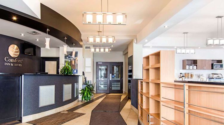 Comfort Inn and Suites Saint-Jerome Lobby