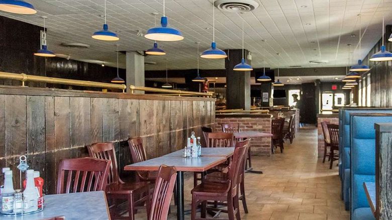 <b>Econo Lodge Smiths Falls Restaurant</b>. Images powered by <a href="https://iceportal.shijigroup.com/" title="IcePortal" target="_blank">IcePortal</a>.