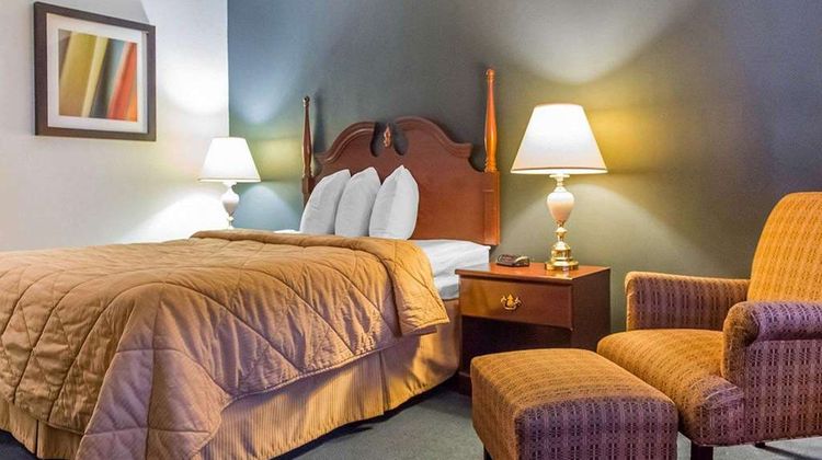 Econo Lodge Smiths Falls Room