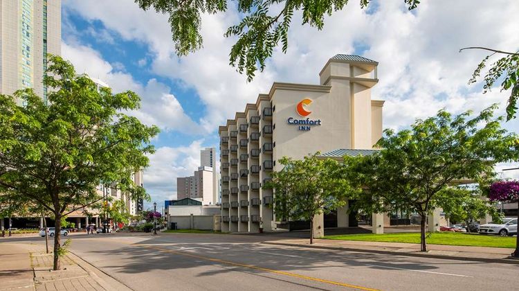 Comfort Inn Fallsview Exterior