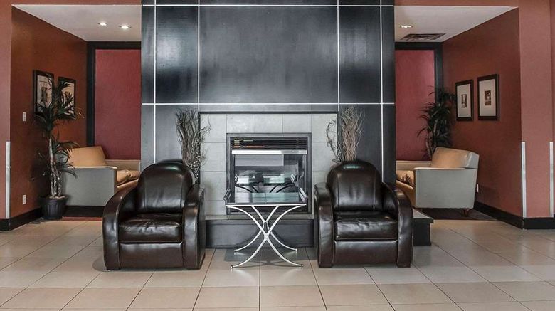 <b>Comfort Hotel Airport North Lobby</b>. Images powered by <a href="https://iceportal.shijigroup.com/" title="IcePortal" target="_blank">IcePortal</a>.