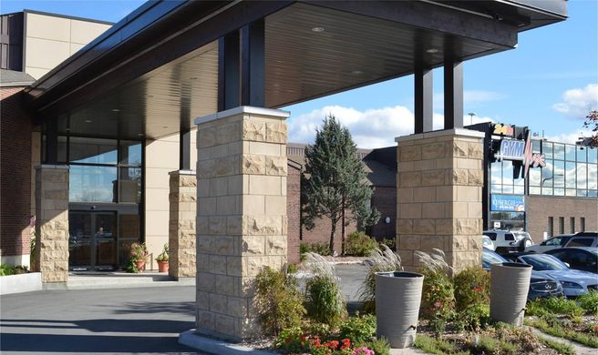 Quality Inn & Suites Conference Exterior