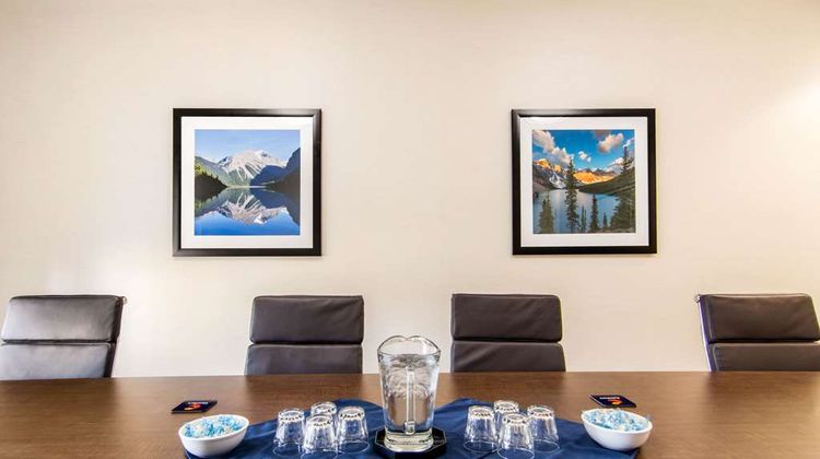 Comfort Inn & Suites Red Deer Meeting